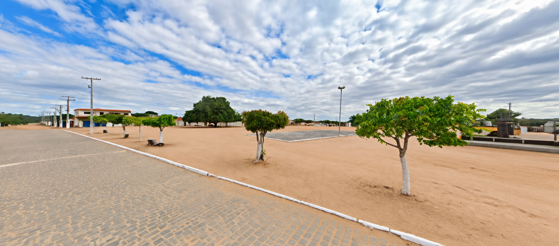 Prefeitura de Monte Santo confirma licitações para construção de praça no Sítio da Naninha e recuperação da estrada da Lagoa do Saco